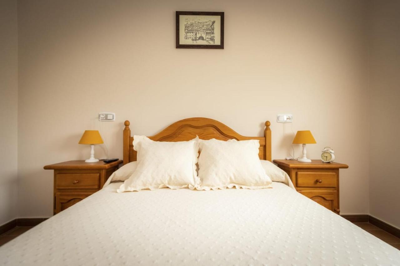 Apartamentos Pumarin Santa Marina  Kültér fotó