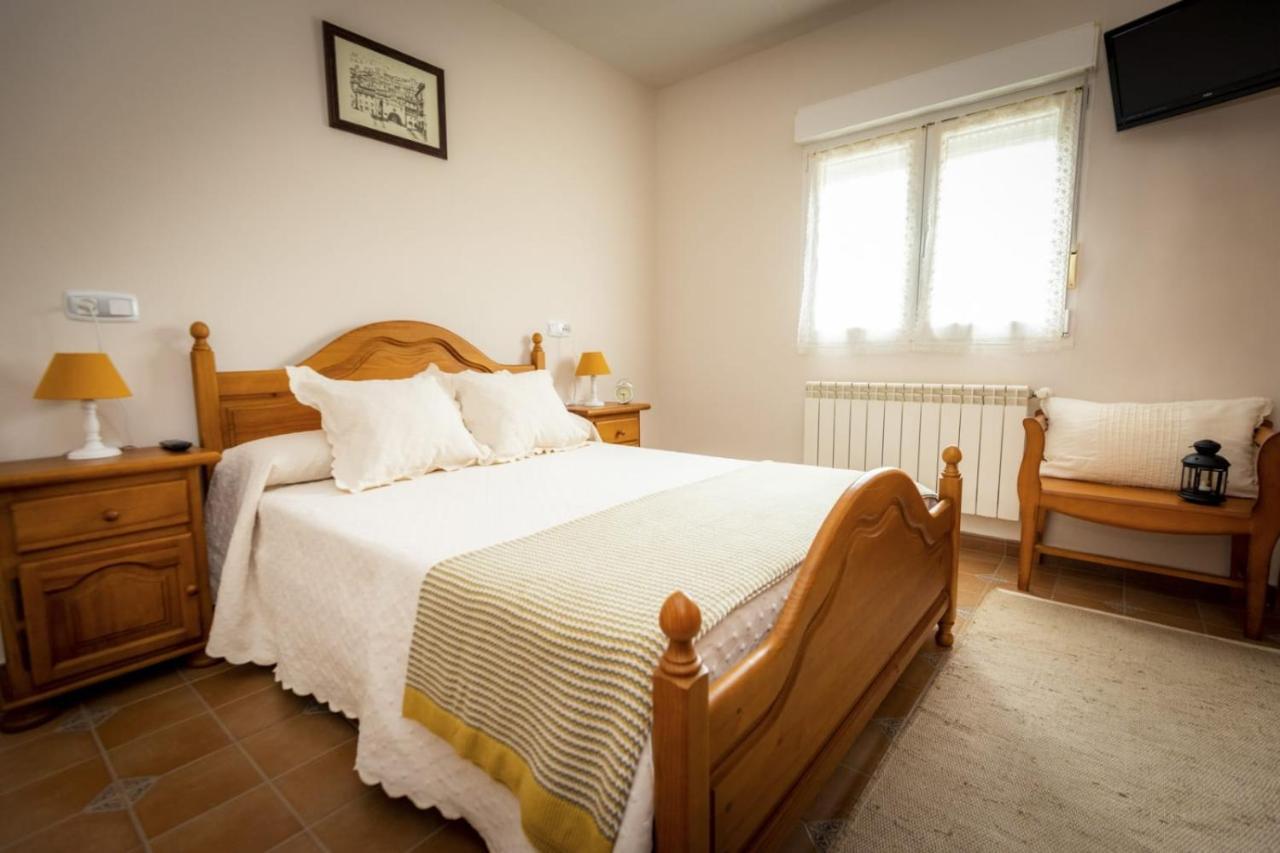 Apartamentos Pumarin Santa Marina  Kültér fotó